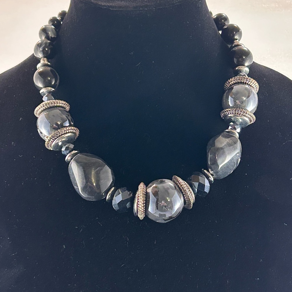Premier Jewelry. Gently worn, in box - Picture 2 of 4
